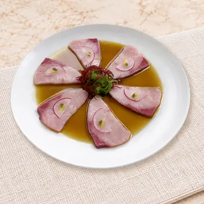 Hamachi Yuzu Crudo — ฮามาจิยุสุครูโด