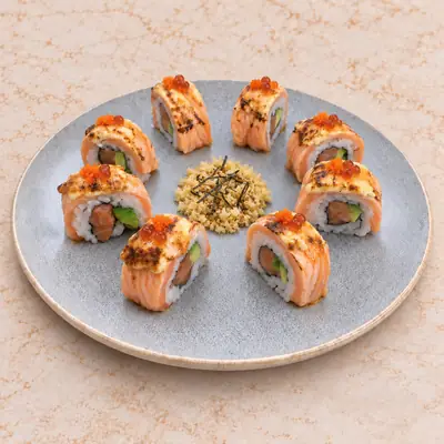 Salmon Avocado Roll — โรลแซลมอนอโวคาโด