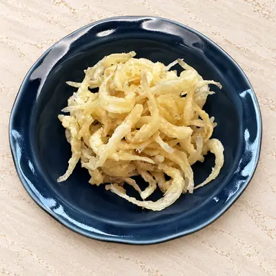 Shirauo Karaage — ปลาเงินชุบแป้งทอด