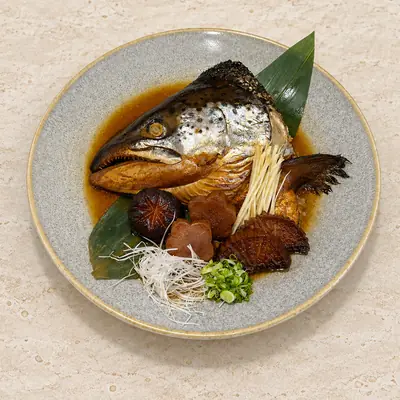 Soy-Braised Salmon Kabutoni — หัวปลาแซลมอนตุ๋นซีอิ๊วญี่ปุ่น